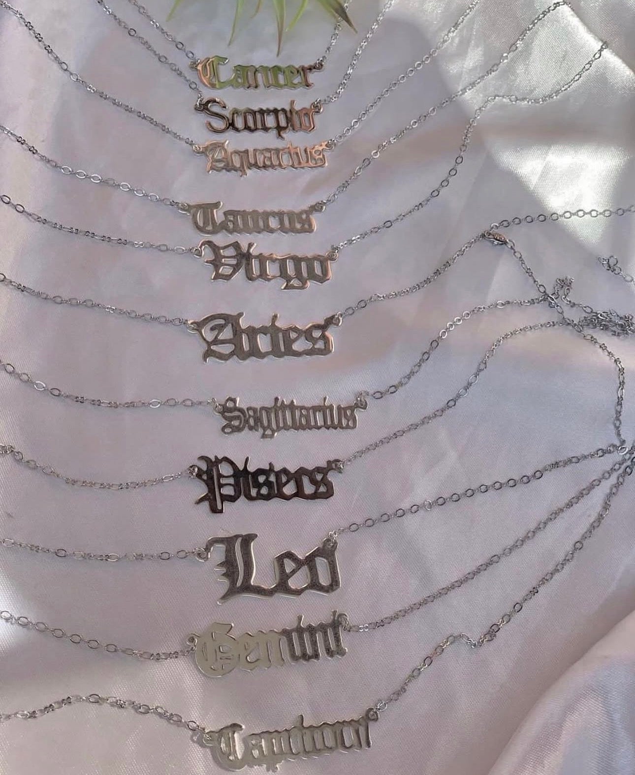 Zodiac signs chain